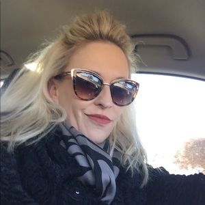 Meet your Posher, Megan